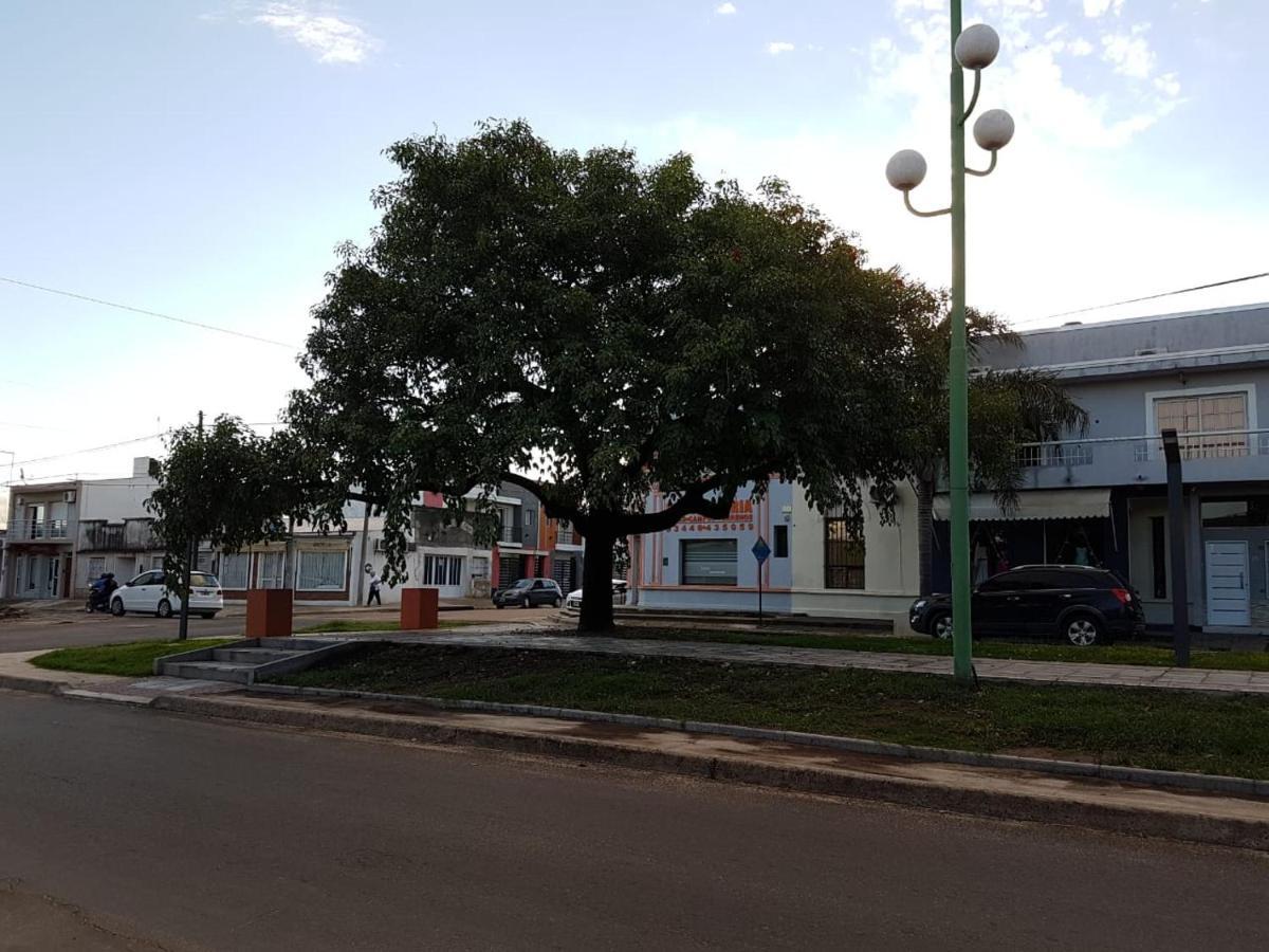 Caireles Del Carnaval Apartment Gualeguaychu Luaran gambar